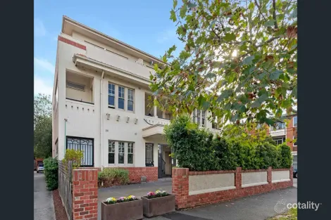 8/129 Brighton Rd, Elwood, VIC 3184