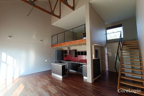 Property photo of 8 Edinburgh Lane Caroline Springs VIC 3023