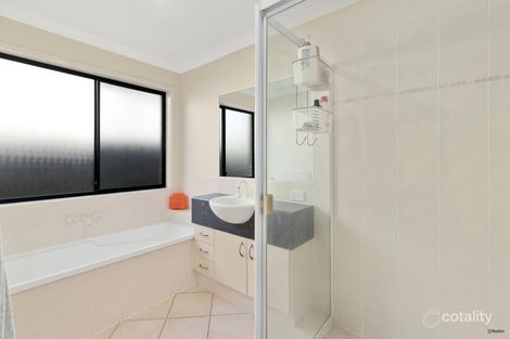 Property photo of 9 Laurina Court Elanora QLD 4221