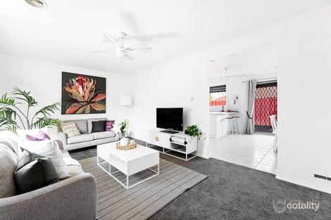 Property photo of 2/33 Mossfiel Drive Hoppers Crossing VIC 3029