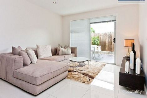 Property photo of 499 Esplanade Urangan QLD 4655