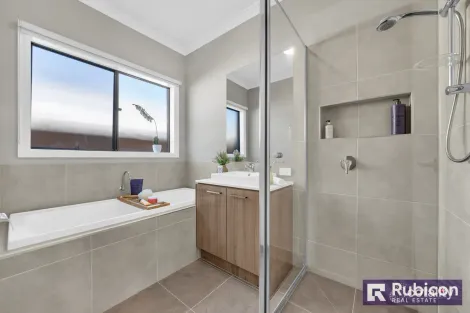 Property photo of 20 Huffnell Road Deanside VIC 3336