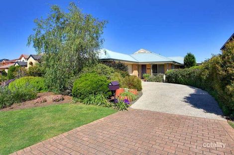 9 Coney Hurst Cres, Mornington, VIC 3931