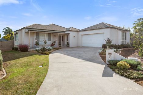 Property photo of 23 Landale Drive Strathdale VIC 3550