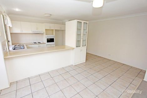 Property photo of 1/10 Tanias Place Labrador QLD 4215