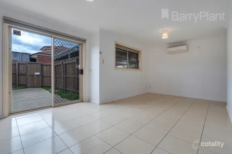 Property photo of 4/24 Elsey Road Reservoir VIC 3073