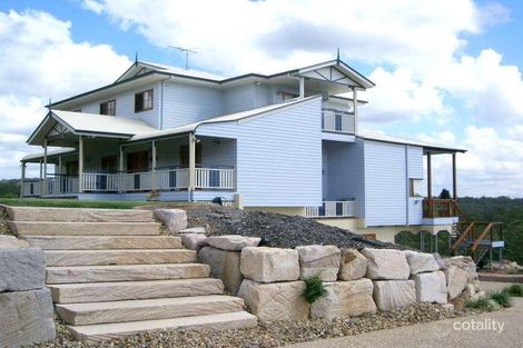 15 Forest Rd, Cashmere, QLD 4500