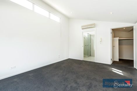 Property photo of 283 Canterbury Road St Kilda West VIC 3182