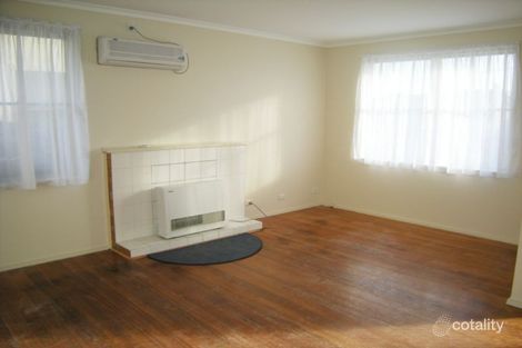 Property photo of 5 Overend Crescent Sale VIC 3850