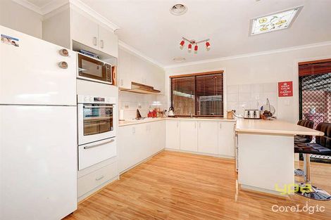 Property photo of 24 Rutherford Way Roxburgh Park VIC 3064