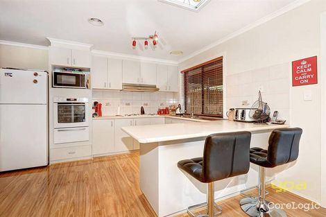 Property photo of 24 Rutherford Way Roxburgh Park VIC 3064