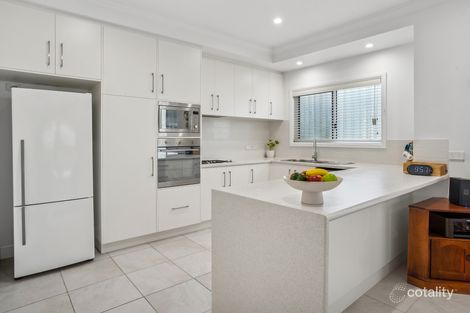 Property photo of 4/200 Upper Dawson Road The Range QLD 4700