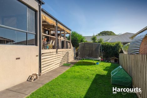 Property photo of 2 Jarryd Crescent Berwick VIC 3806