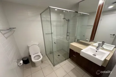 Property photo of 215/10 Pidgeon Close West End QLD 4101