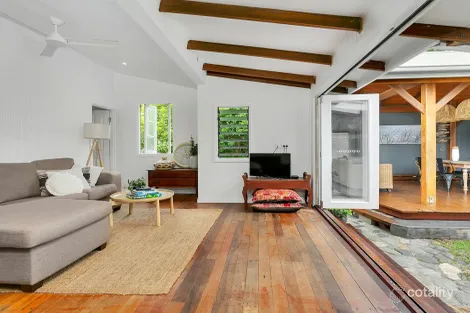 Property photo of 10 Fleming Street Edge Hill QLD 4870
