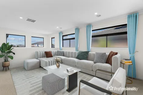 Property photo of 27 Bowling Avenue Point Cook VIC 3030