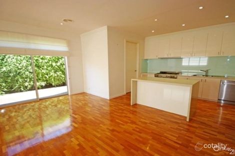 Property photo of 2A Shanahan Crescent McKinnon VIC 3204