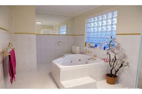 Property photo of 6 Oaks Court Dandenong VIC 3175