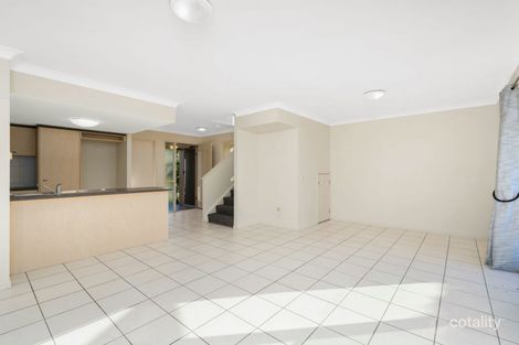 Property photo of 24 Marble Arch Place Arundel QLD 4214