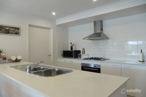Property photo of 79 Avonbury Circuit Cranbourne West VIC 3977
