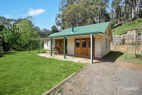 696 Cambatong Rd, Tolmie, VIC 3723
