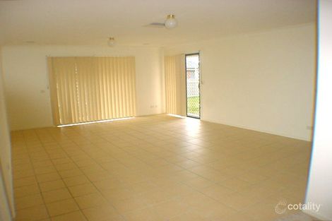 Property photo of 82 Paldi Crescent Glenfield Park NSW 2650