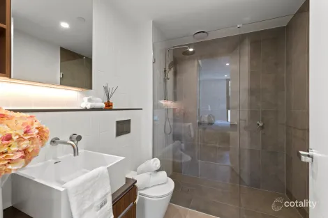 707/51-59 Thistlethwaite St, South Melbourne, VIC 3205