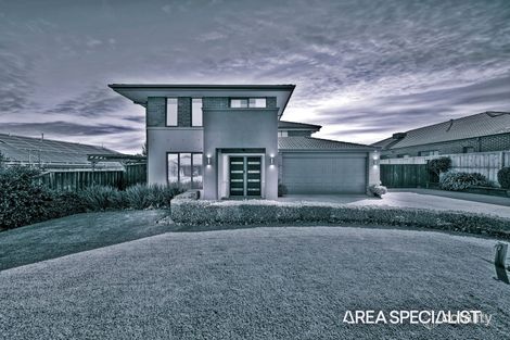 Property photo of 7 Landy Circuit Pakenham VIC 3810