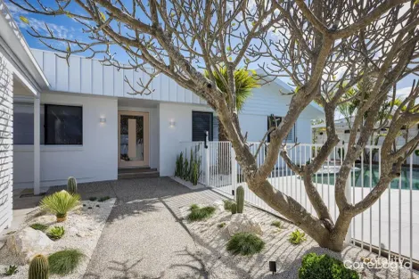 Property photo of 9 Cedar Court Palm Beach QLD 4221