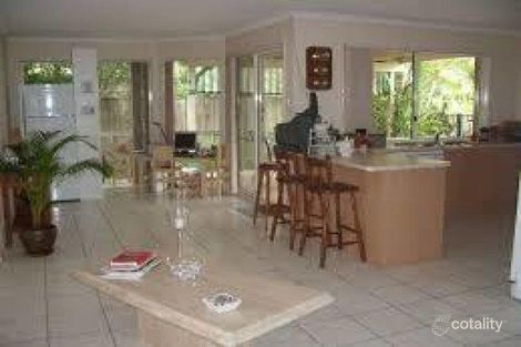 Property photo of 42 Kirra Place Carindale QLD 4152