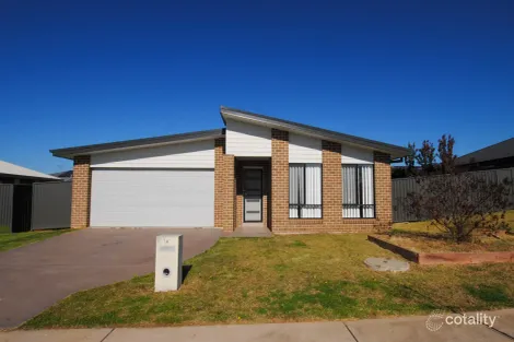 14 Enfield Ave, Caerleon, NSW 2850