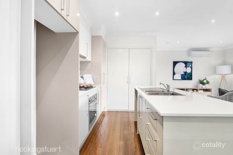 Property photo of 1/70 Hewish Road Croydon VIC 3136