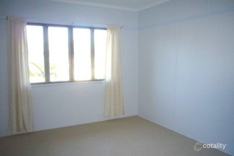 Property photo of 26 Grenadier Circle Ebbw Vale QLD 4304