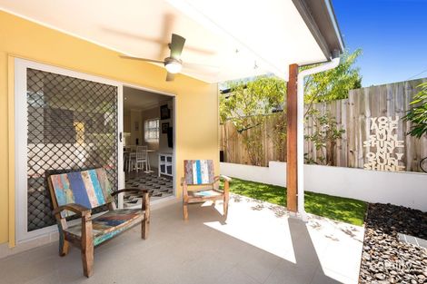 Property photo of 2/23 Cambridge Street Carina Heights QLD 4152