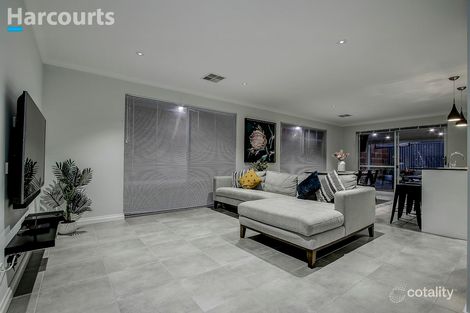 Property photo of 27 Tiliqua Crescent Wandi WA 6167