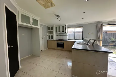Property photo of 227 Arpenteur Drive Baldivis WA 6171