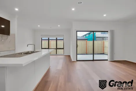 Property photo of 10 Catch Street Clyde VIC 3978