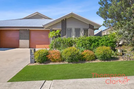 Property photo of 2/3 Croft Close Thornton NSW 2322