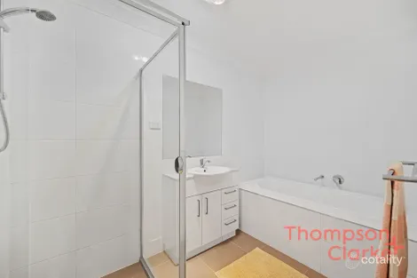 Property photo of 2/3 Croft Close Thornton NSW 2322