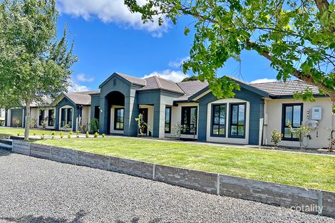 Property photo of 19 Lithgow Place Bungendore NSW 2621