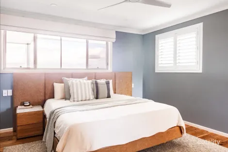 Property photo of 33 Oyster Point Road Banora Point NSW 2486