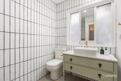 Property photo of 1/48 Mathoura Road Toorak VIC 3142