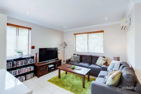 Property photo of 4/5 Hows Road Nundah QLD 4012