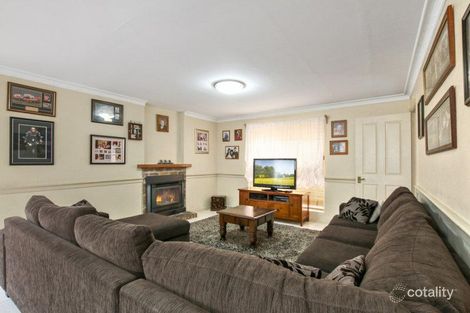 Property photo of 8 Swallow Place Hinchinbrook NSW 2168