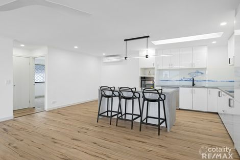 Property photo of 17 Willunga Place Merrimac QLD 4226
