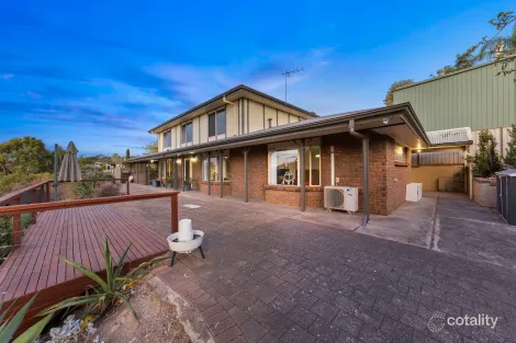 Property photo of 12 Glenarbon Court Para Hills SA 5096