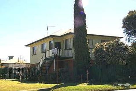 453 Tor St, Newtown, QLD 4350