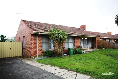 Property photo of 13 Fidge Court Jacana VIC 3047