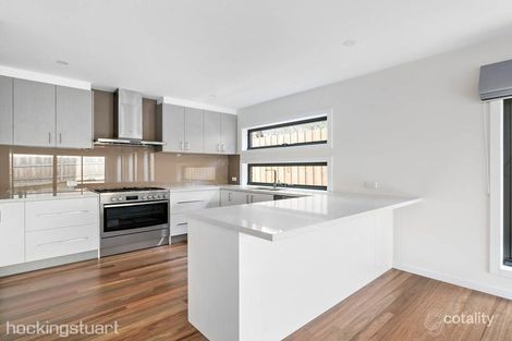 Property photo of 17A Binbrook Drive Croydon VIC 3136