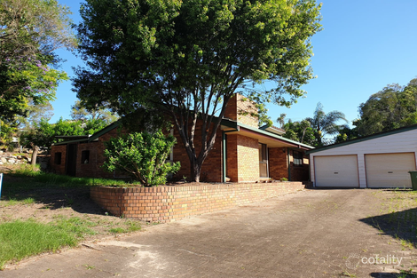 4 Danaus Ct, Eatons Hill, QLD 4037